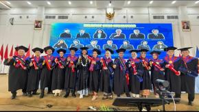 WISUDA XXXVI UBB PERDANA DIGELAR DI GEDUNG DE UNIVERSITARIA KAMPUS TERPADU BALUNIJUK